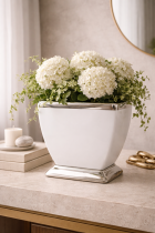 Elegant arrangement with hydrangeas and decor