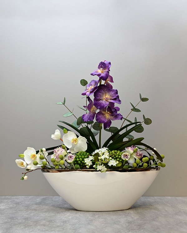Silver Trim Elongated Bowl 15.5"L