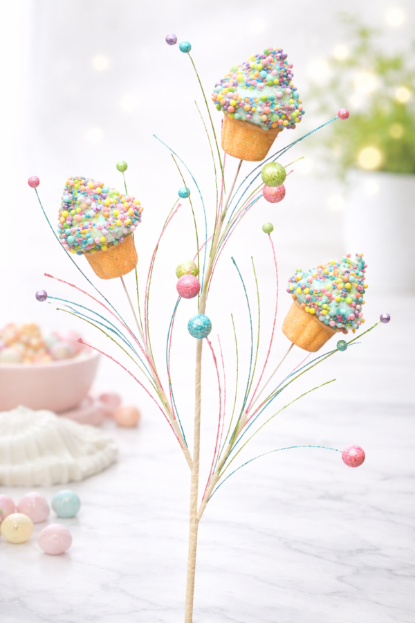 Pastel cupcake ornament spray