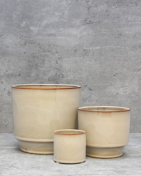 Extra Small Beige Planter 2.5"
