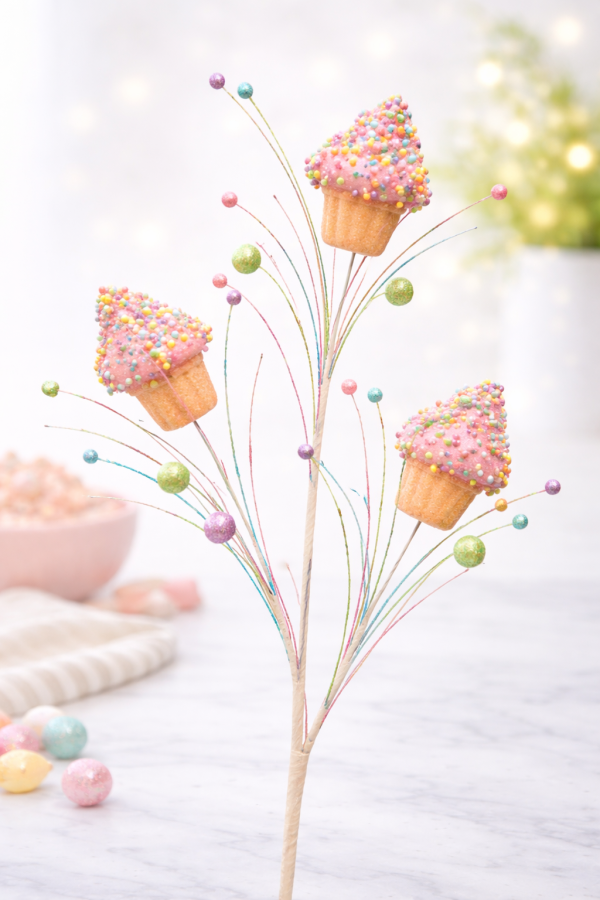 Pastel cupcake spray decoration